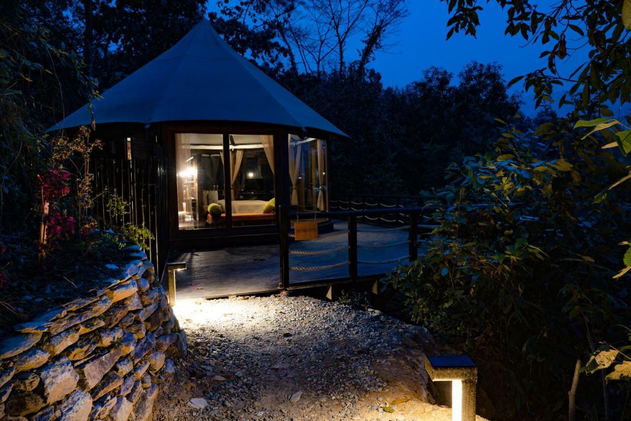 The Pavilions Himalayas Lake View Pokhara Exteriör bild