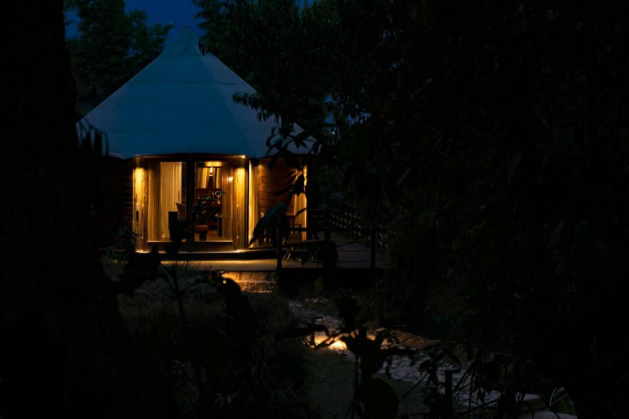 The Pavilions Himalayas Lake View Pokhara Exteriör bild