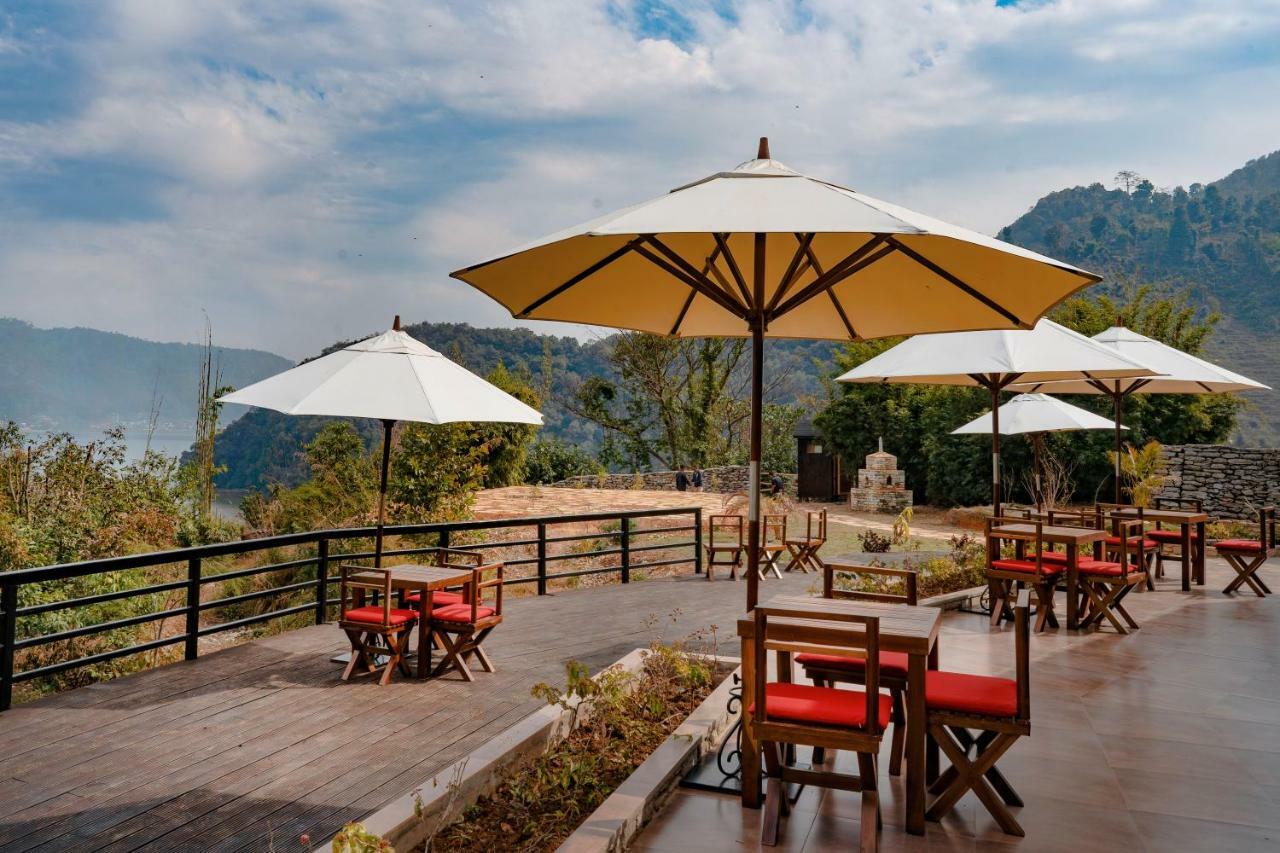 The Pavilions Himalayas Lake View Pokhara Exteriör bild