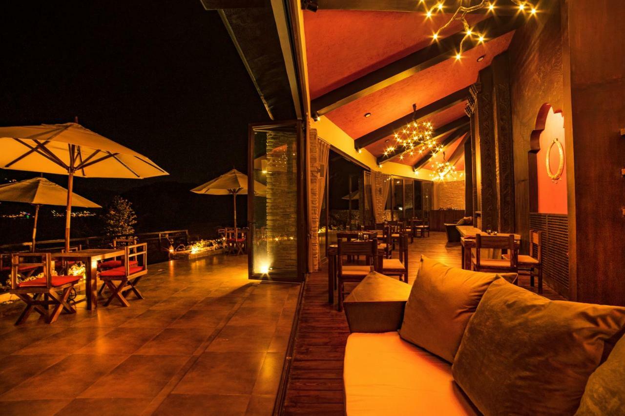 The Pavilions Himalayas Lake View Pokhara Exteriör bild